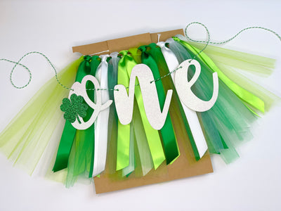 Lucky One St Patrick's Day First Birthday Theme. Green, White and Lime High Chair Tutu Skirt Banner LM