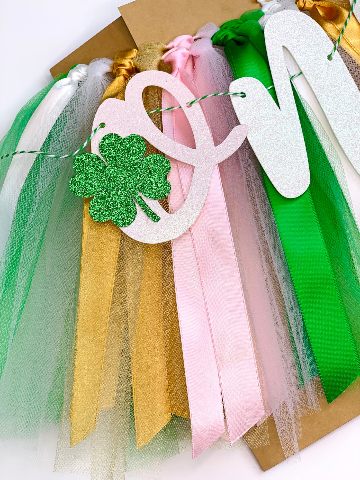 Lucky One St Patrick's Day First Birthday Theme. Green, White, Pink and Gold High Chair Tutu Skirt Banner GDPK